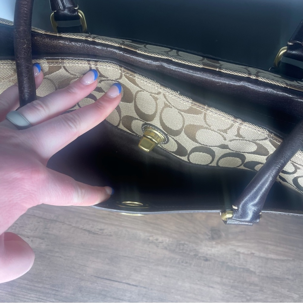 Vintage brown Coach signature Hampton purse handbag - Picture 6 of 9